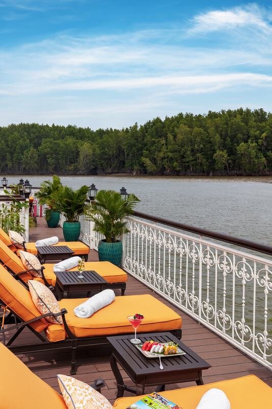 Sundeck-4